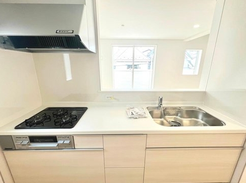 相模原市南区相武台3丁目の新築戸建て2号棟のキッチンの写真