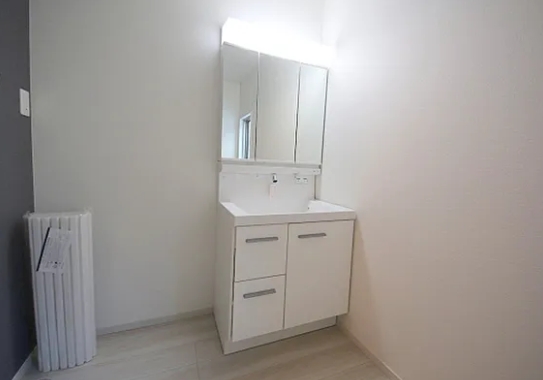 相模原市南区相武台3丁目の新築戸建て1号棟の洗面化粧台の写真