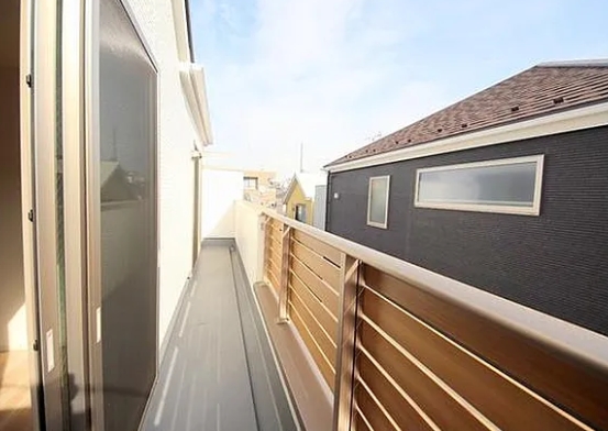 相模原市南区相武台3丁目の新築戸建て2号棟のバルコニーの写真