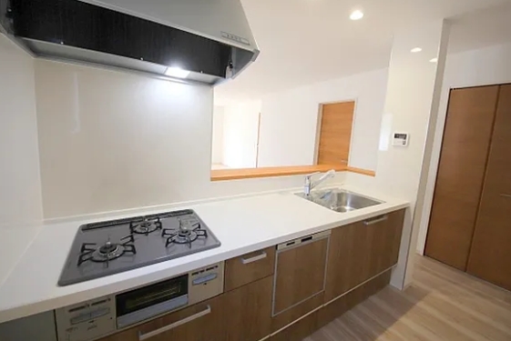 相模原市南区相武台3丁目の新築戸建て4号棟のキッチンの写真