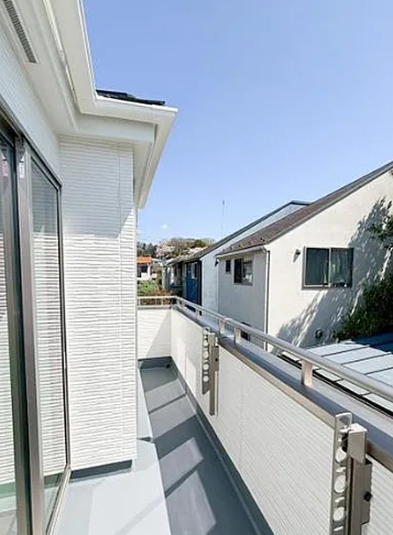 町田市本町田の新築戸建てB号棟のバルコニーの写真