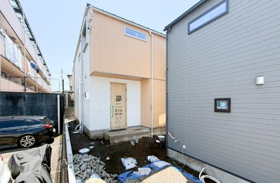 町田市木曽東1丁目の新築戸建てのB号棟の外観の写真