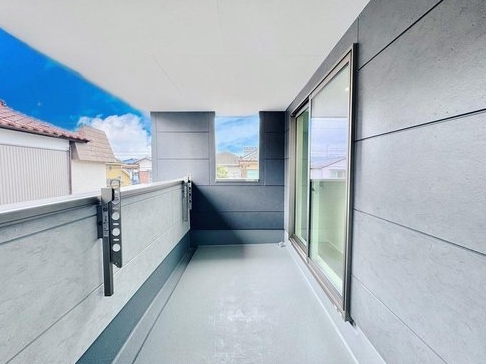相模原市中央区陽光台3丁目の新築戸建てのバルコニーの写真