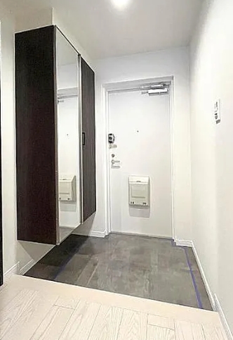 相模原市中央区淵野辺1丁目の中古マンションの玄関の写真