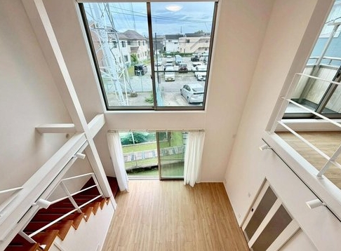 相模原市中央区淵野辺本町1丁目の中古戸建ての吹抜の写真