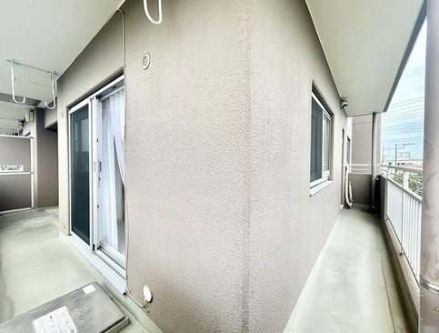 相模原市中央区淵野辺本町2丁目の中古マンションのバルコニーの写真