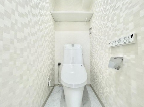 相模原市中央区淵野辺本町2丁目の中古マンションのトイレの写真