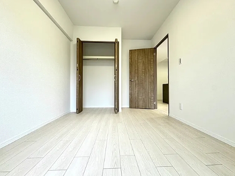 相模原市中央区淵野辺本町4丁目の中古マンションの洋室1の写真