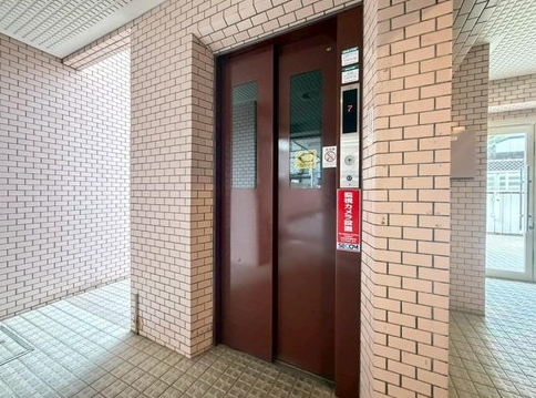 相模原市中央区鹿沼台1丁目の中古マンションの共用部分の写真