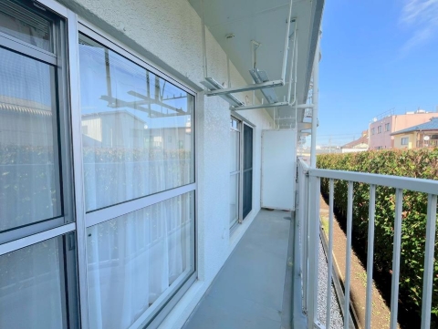 相模原市中央区すすきの町の中古マンションのバルコニーの写真