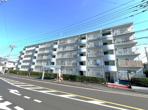 相模原市中央区すすきの町の中古マンションの外観の写真