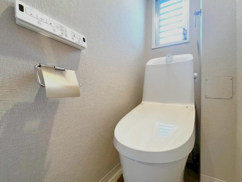 相模原市中央区すすきの町の中古マンションのトイレの写真