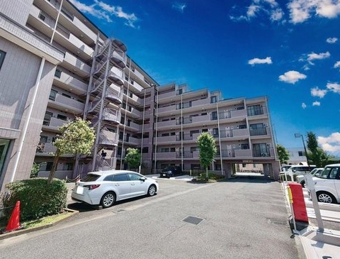 相模原市中央区田名の中古マンションの外観の写真
