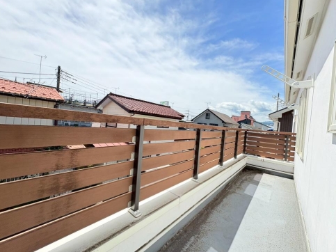相模原市中央区田名の中古戸建てのバルコニーの写真