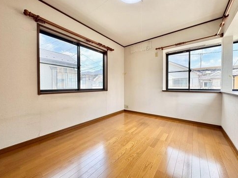 相模原市中央区横山台2丁目の中古戸建ての洋室3の写真
