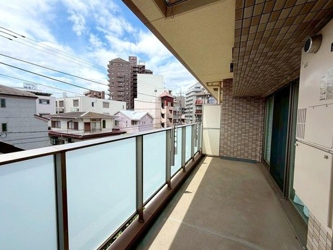 相模原市緑区橋本3丁目の中古マンションのバルコニーの写真