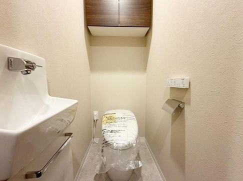 相模原市緑区橋本3丁目の中古マンションのトイレの写真