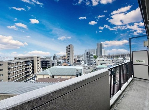 相模原市緑区東橋本2丁目の中古マンションのバルコニーの写真