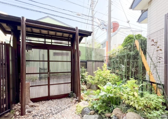 相模原市南区若松6丁目の中古戸建ての庭の写真