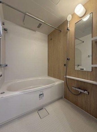 町田市原町田2丁目の中古マンションのバスルームの写真