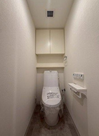 町田市原町田2丁目の中古マンションのトイレの写真
