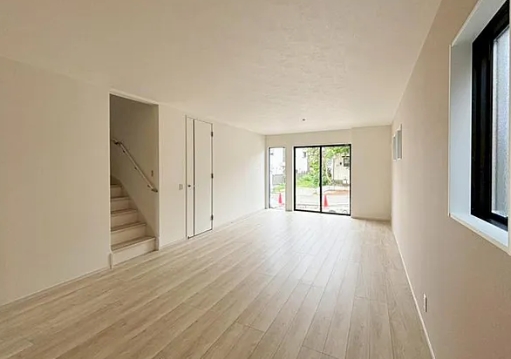 町田市本町田の新築戸建のリビングの写真