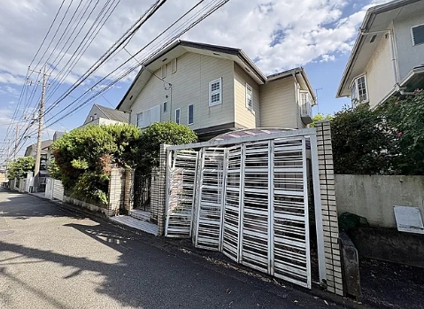 町田市本町田の中古戸建ての外観の写真