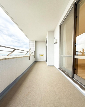 町田市南町田5丁目の中古マンションのバルコニーの写真