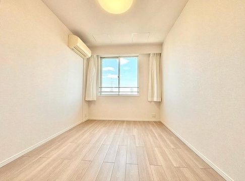 町田市成瀬6丁目の中古マンションの洋室2の写真