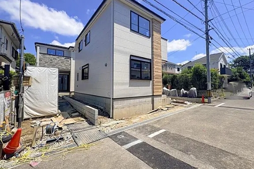 町田市成瀬台2丁目の新築戸建ての2号棟の外観の写真