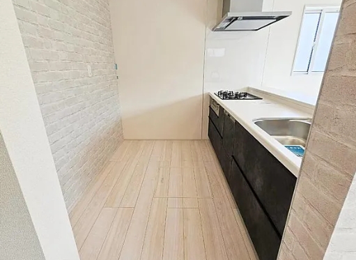 町田市小山町の新築戸建の2号棟のキッチンの写真