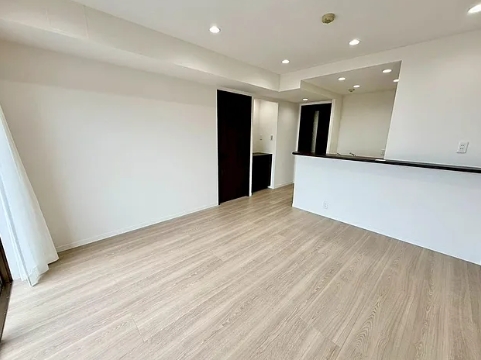 町田市小山町の中古マンションのダイニングの写真