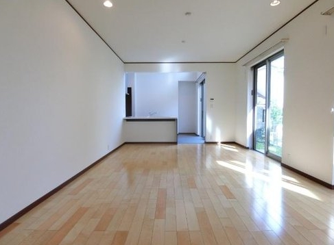 町田市小山町の中古戸建てのダイニングの写真