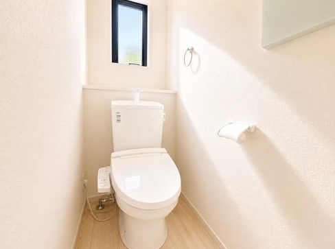町田市玉川学園5丁目の新築戸建の2号棟のトイレ1fの写真