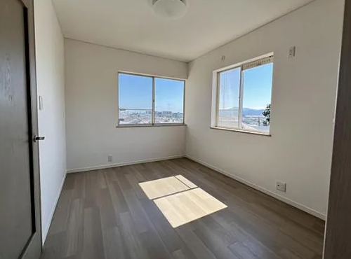 町田市常盤町の中古戸建ての洋室3の写真