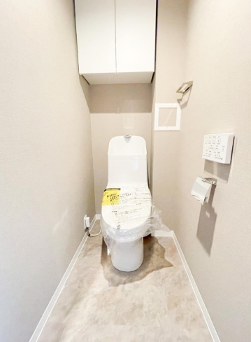 八王子市狭間町の中古マンションのトイレの写真