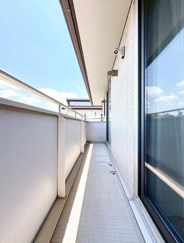 八王子市堀之内の中古戸建てのバルコニーの写真