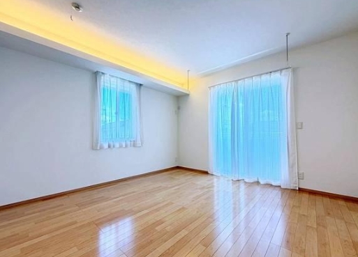八王子市堀之内の中古戸建ての洋室1の写真