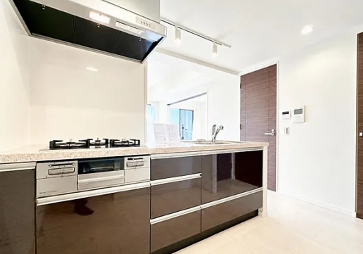 八王子市堀之内2丁目の中古マンションのキッチンの写真
