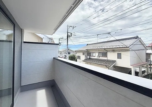 八王子市富士見町の新築戸建て2号棟のバルコニーの写真