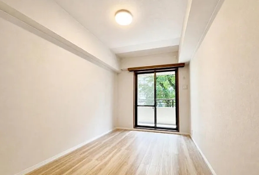 八王子市子安町1丁目の中古マンションの洋室2の写真