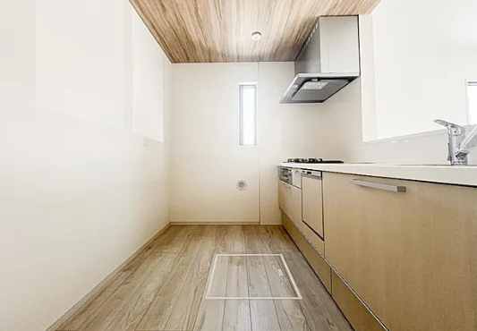 八王子市子安町2丁目の新築戸建ての2号棟のキッチンの写真