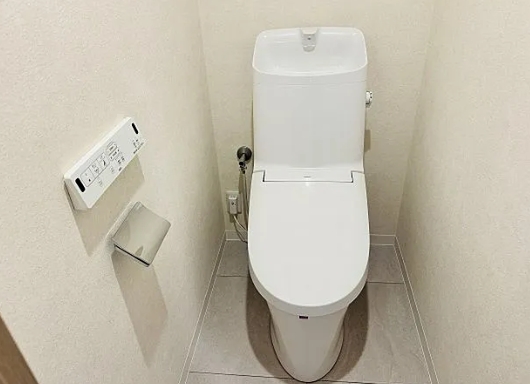八王子市松木の中古マンションのトイレの写真