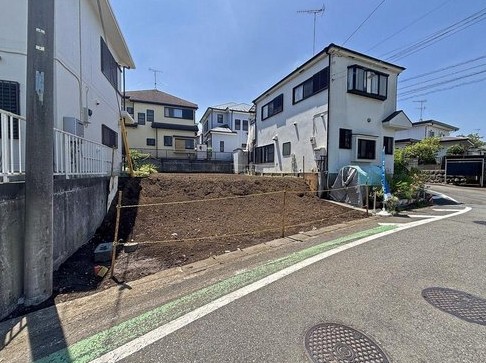 八王子市緑町の新築戸建ての外観の写真