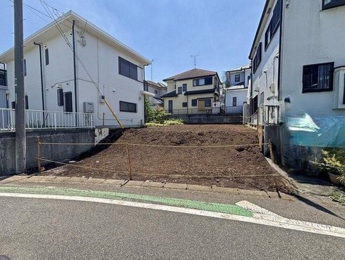 八王子市緑町の新築戸建ての外観の写真