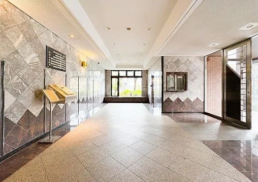 八王子市南大沢2丁目の中古マンションの共用部分の写真