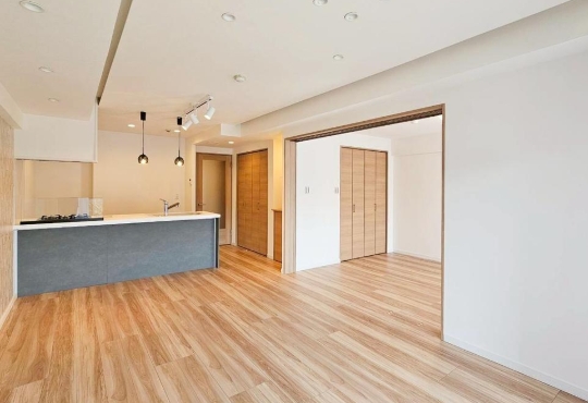 八王子市南大沢2丁目の中古マンションのダイニングの写真