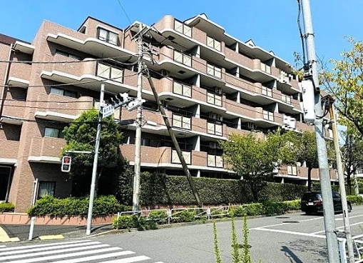 八王子市南大沢2丁目の中古マンションの外観の写真
