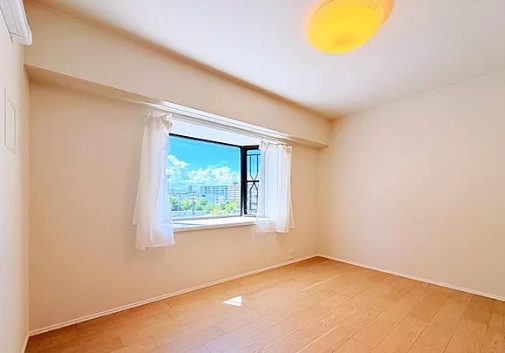 八王子市南大沢3丁目の中古マンションの洋室3の写真