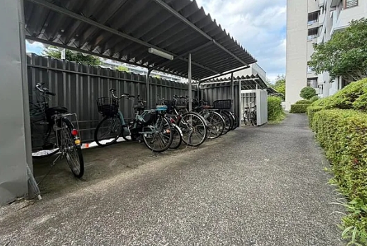 八王子市南大沢3丁目の中古マンションの共用部分の写真